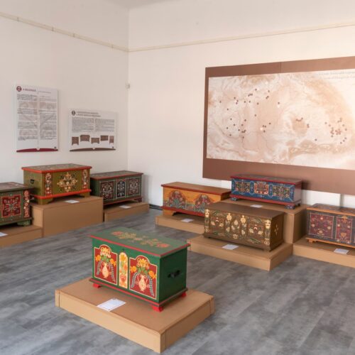 Székelyföldi ládák. Szász ládák.