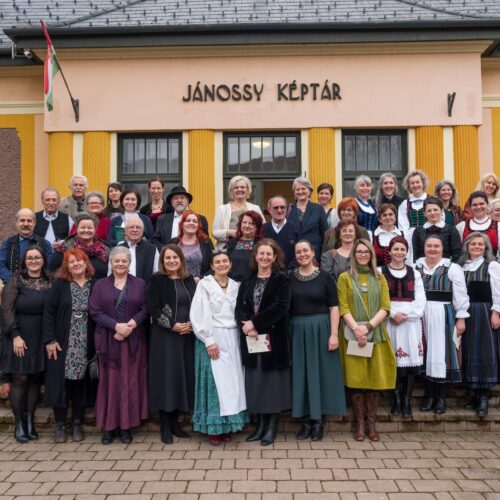 kelengyeláda kiállítás résztvevők
